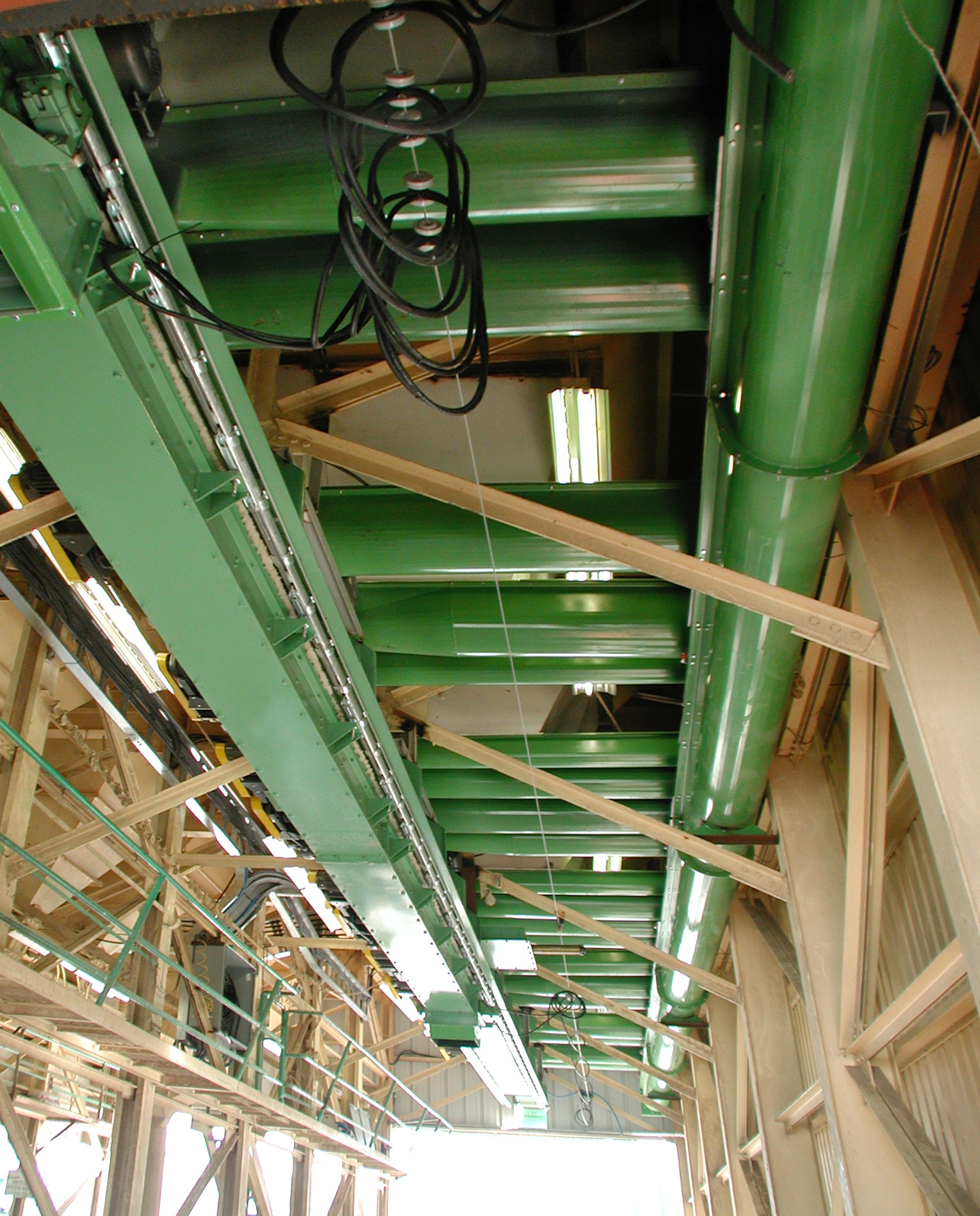 Ritchie Smith Feed Green Conveyor System